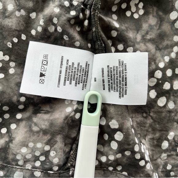 Columbia Patterned Button-down Shirt - Small - Picture 9 of 16